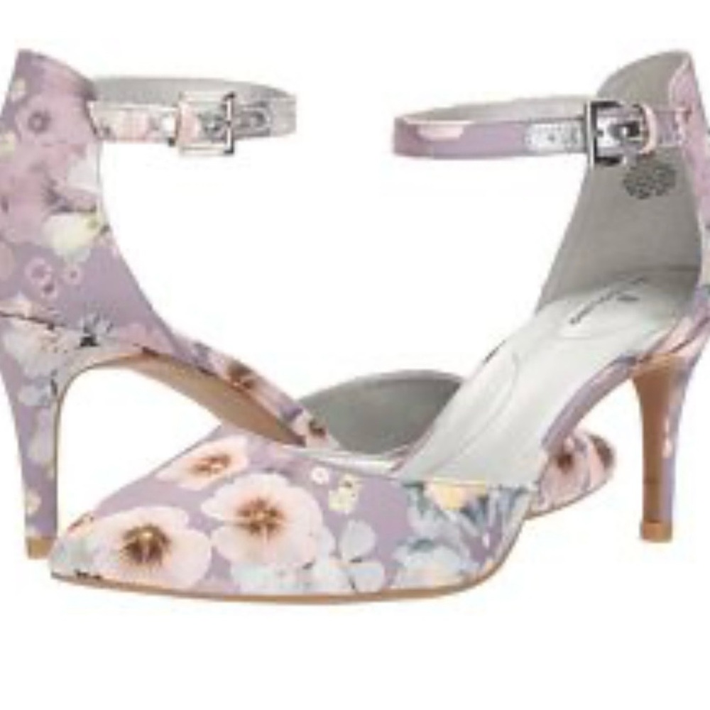 Bandolino Bandolino Ginata Ankle Strap heels